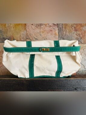 THE BOAT-YARD | THE CLUTCH IN VINTAGE GREEN